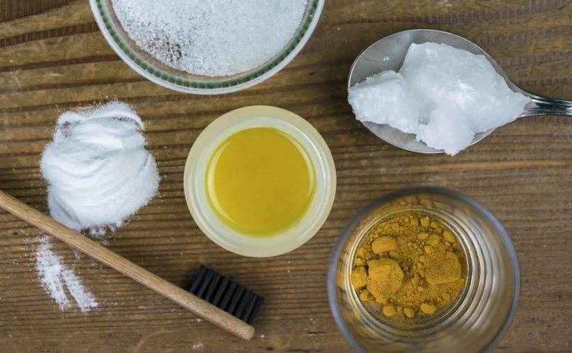 ≡ 10 DIY Toothpaste Recipes To Try At Home 》 Life 360 Tips