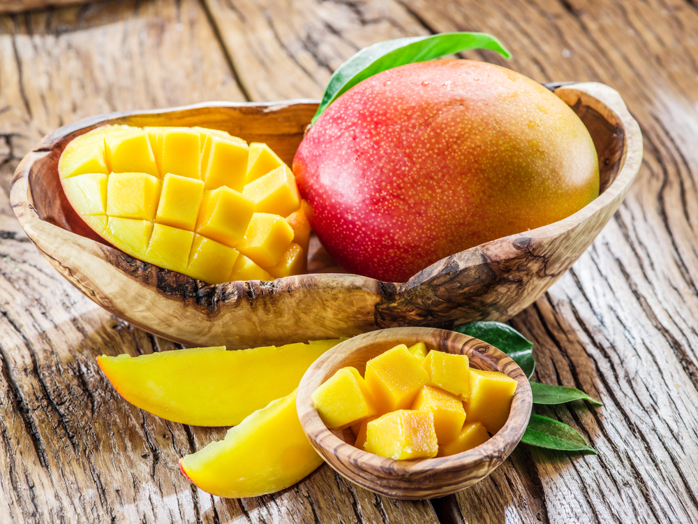 9-things-that-happen-to-your-body-when-you-eat-mangoes-every-day