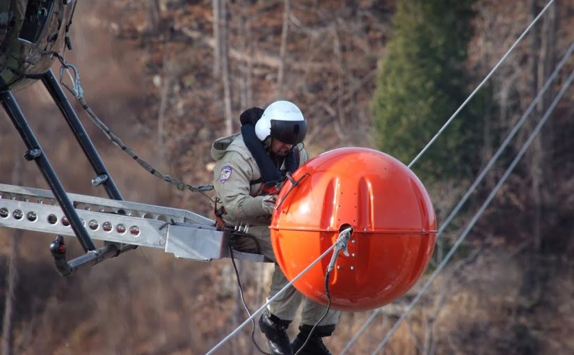 ≡ If You See A Red Ball On A Power Line, Here’s What It Means 》 Life